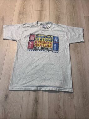 Smokefree Indiana Distance Classic Graphic Short Sleeve Tee - Light Gray